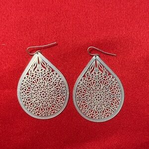 Elegant Silver Filigree Teardrop Earrings